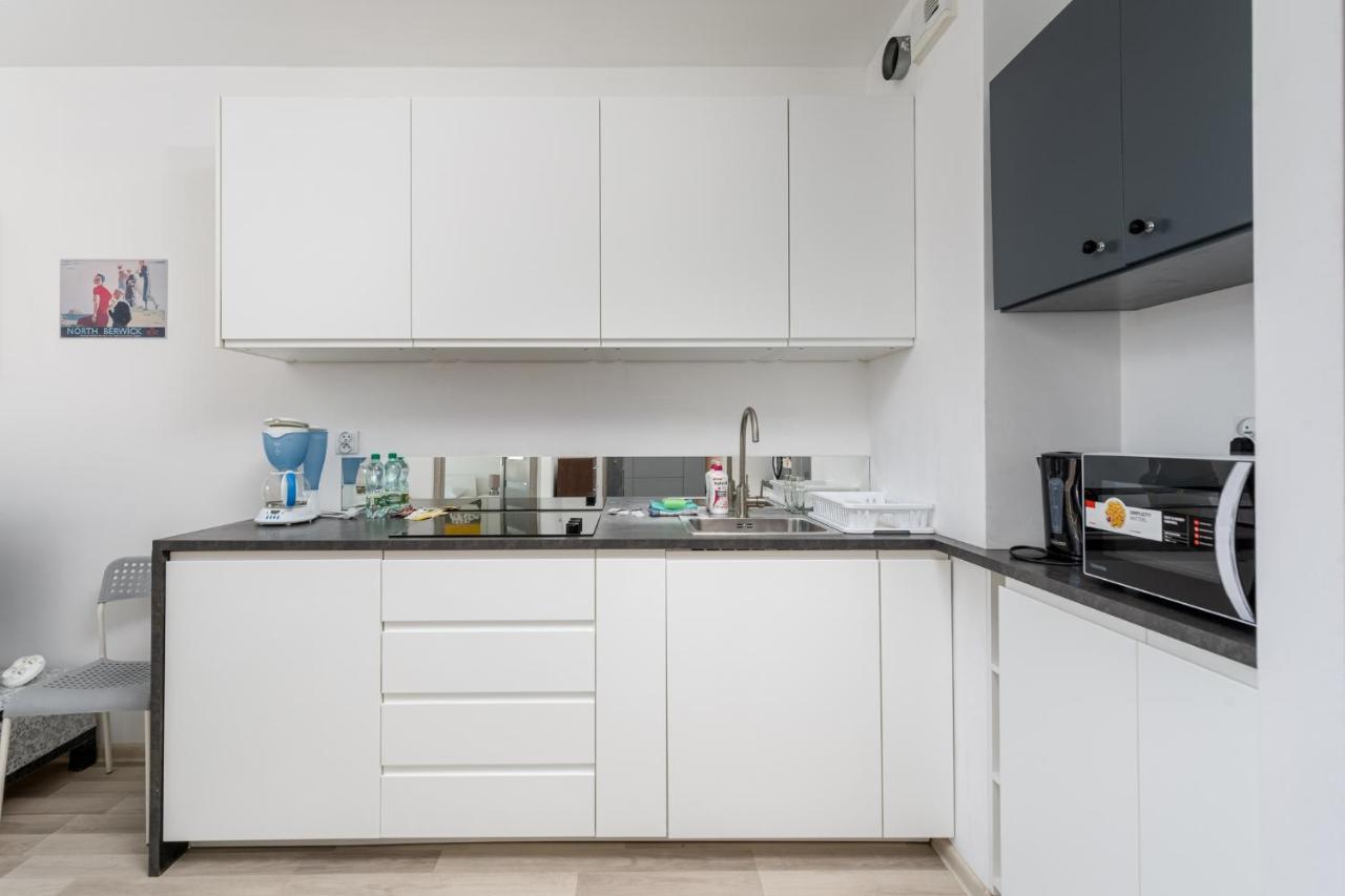 Borkowska Standard Apartment Краков Экстерьер фото